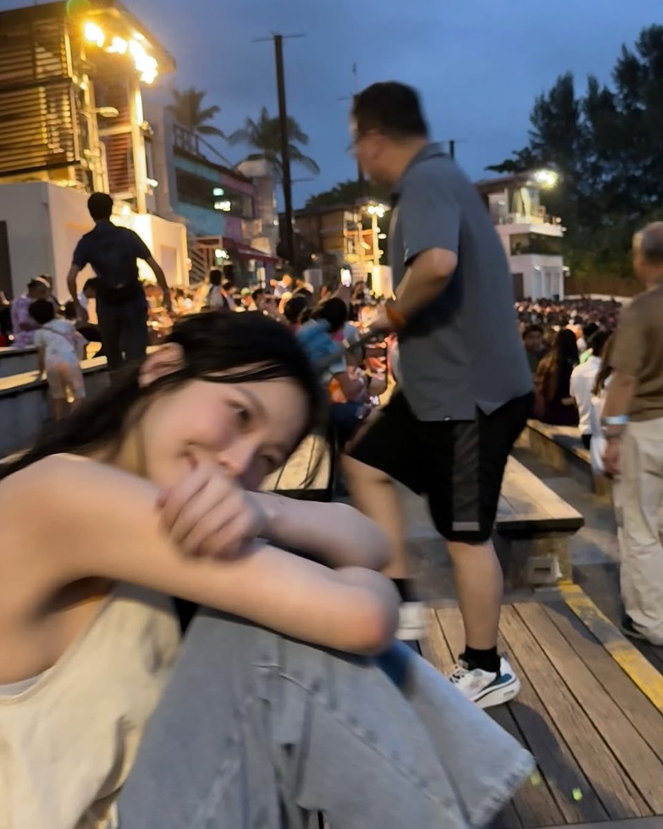 jiaheon's tweet photo. Eyes that hold the fading light,
Evening falls, yet you shine bright.
A moment stilled where time won’t chase—
Peace in the chaos, a gentle grace. https://t.co/dl6GTXi18o