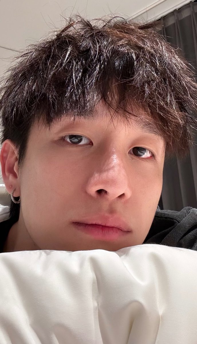 - ̗̀ พนด. 𓇼⋆｡ tweet media