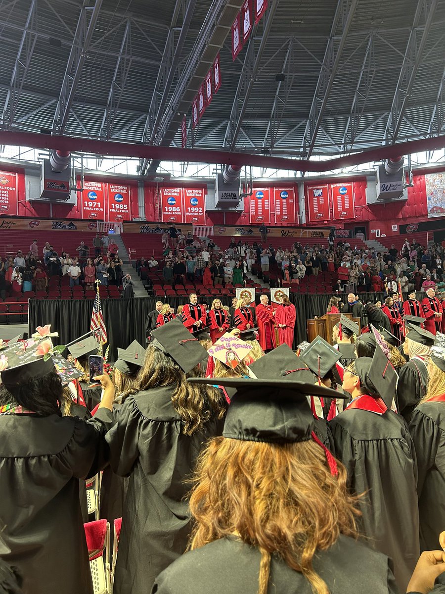 MrM_English's tweet photo. I am officially a WKU graduate, and I’m on my way to become a High School English teacher! My experiences from @CEPTatWKU @WKUCEBS and @ACSHPatriots has prepared me for everything ahead. I’m proud to have been a ACSHS patriot and I will always be a Hilltopper. GO TOPS!!!🎓🎓🎓 https://t.co/1yemQWxPhC