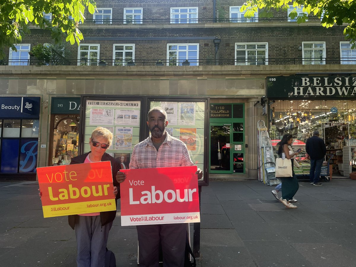 suleiman_osman1's tweet photo. π» βοΈday! Talking to #belsize residents, businesses and visitors. People acknowledging the change @UKLabour Govt started.
Also #camdenlabour #OnYourSide
#suleimanosman https://t.co/q36i3ECC9C