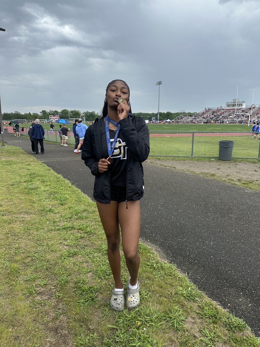 Burl Twp Girls Track and Field tweet media