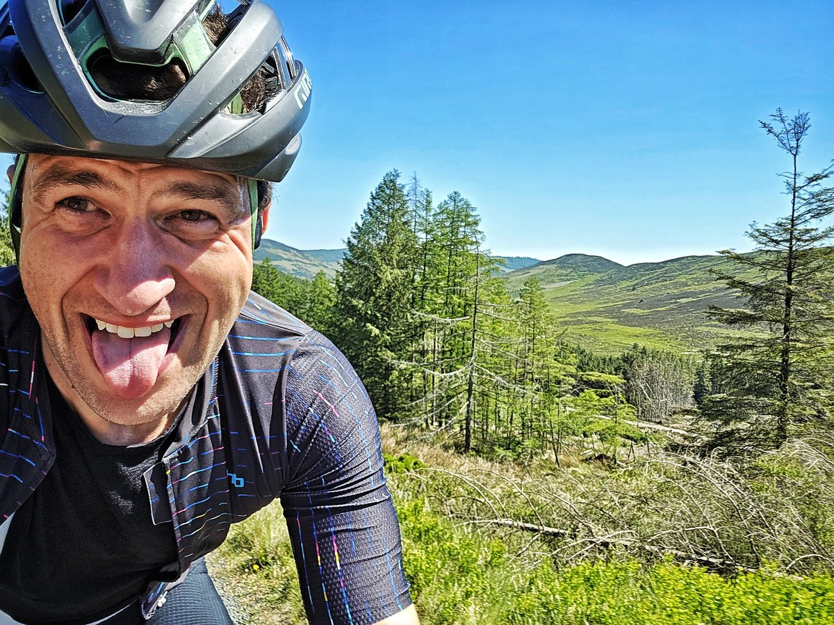 Mark_Hand tweet media