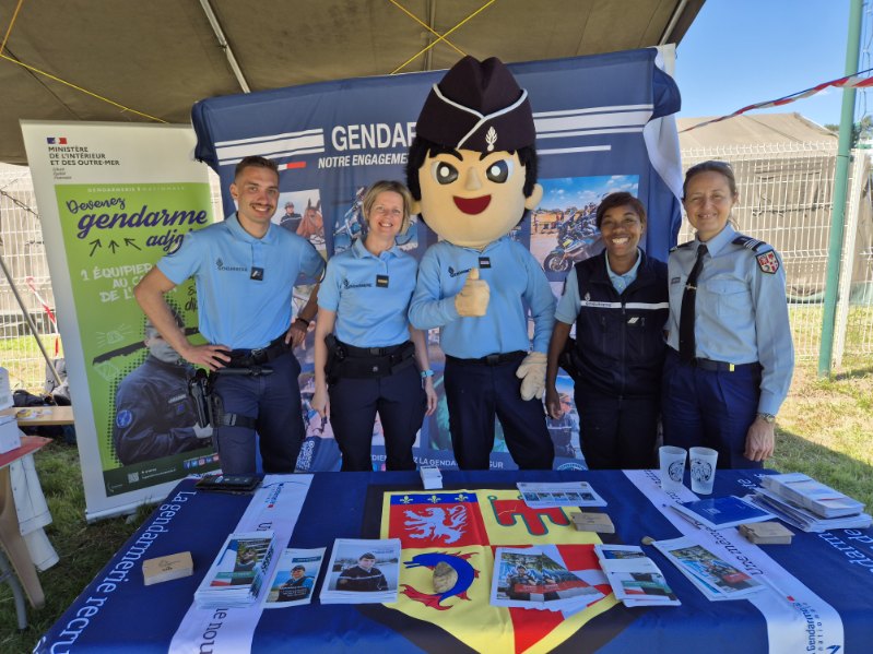 JOURNÉE GENDAVENIR 2025 À MONTLUEL

Les référents recrutements vous attendent au stade de Montluel jusqu'à 19h00.

N'hésitez pas à venir les rencontrer !