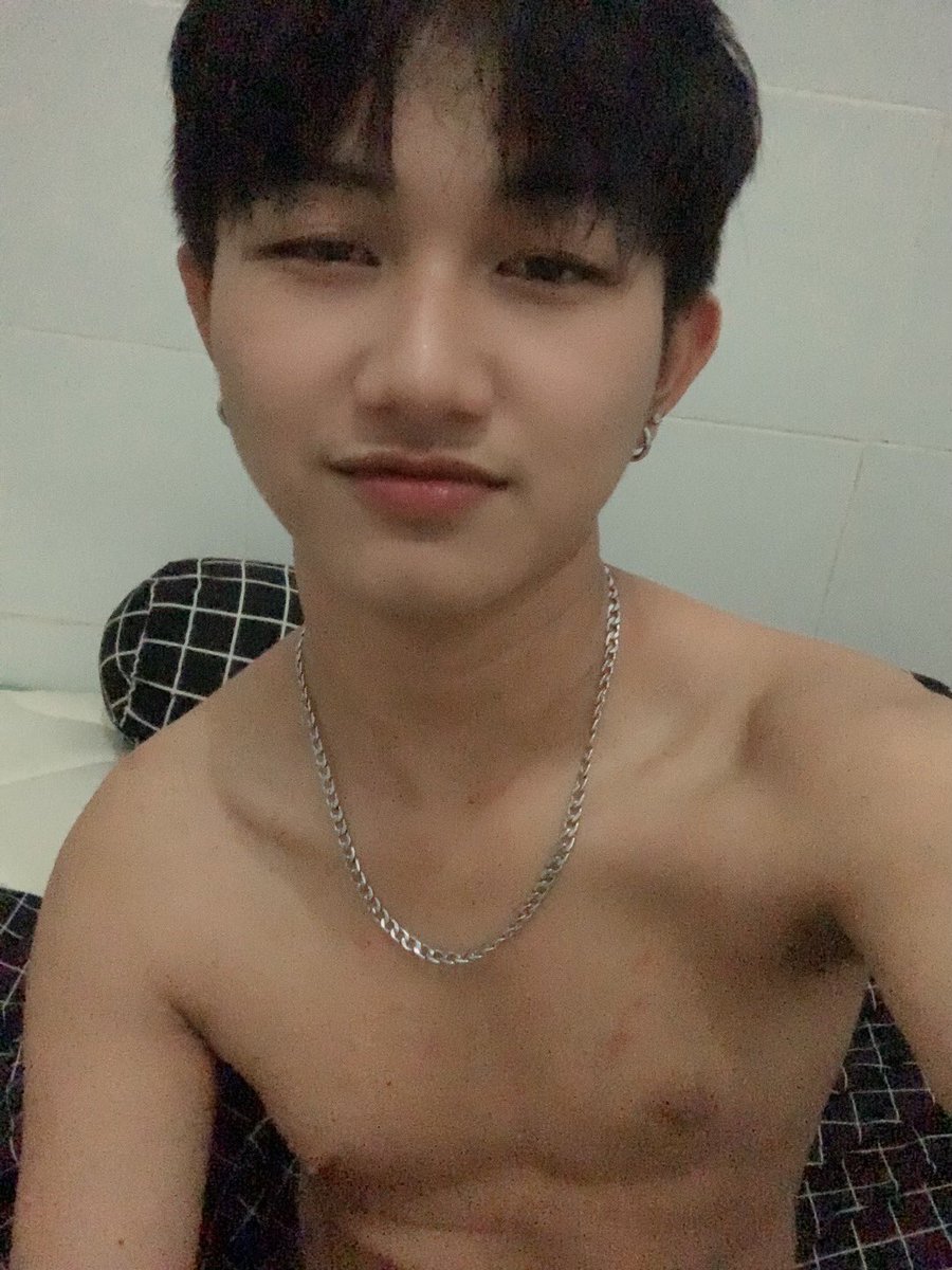 lawar_peek tweet media