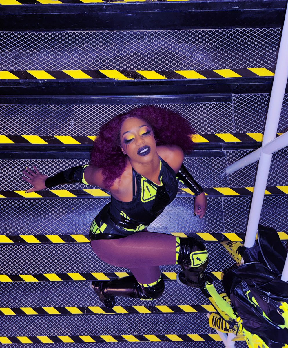 TheTrinity_Fatu's tweet photo. I taped all these stairs myself ⚠️ (jk definitely would have tho lol) https://t.co/G60Owy5n9B