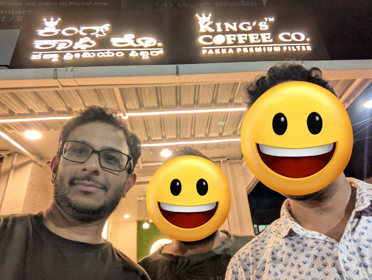 bombaatbanavar's tweet photo. Hello mutuals, Next time you are in Mysuru, please try to visit the #KingsCoffee outlet on SJCE college road, T.K. Layout. My cousin is a franchise co-owner. https://t.co/ojFgOqTQjX
#Mysuru https://t.co/6WGgt1ztDp