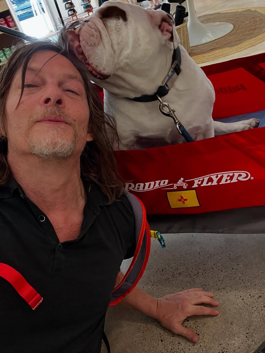reedusnetwork's tweet photo. New selfie shared by Norman Reedus on his Instagram. 
©️ bigbaldhead 
#normanreedus https://t.co/ojgZctuJZI