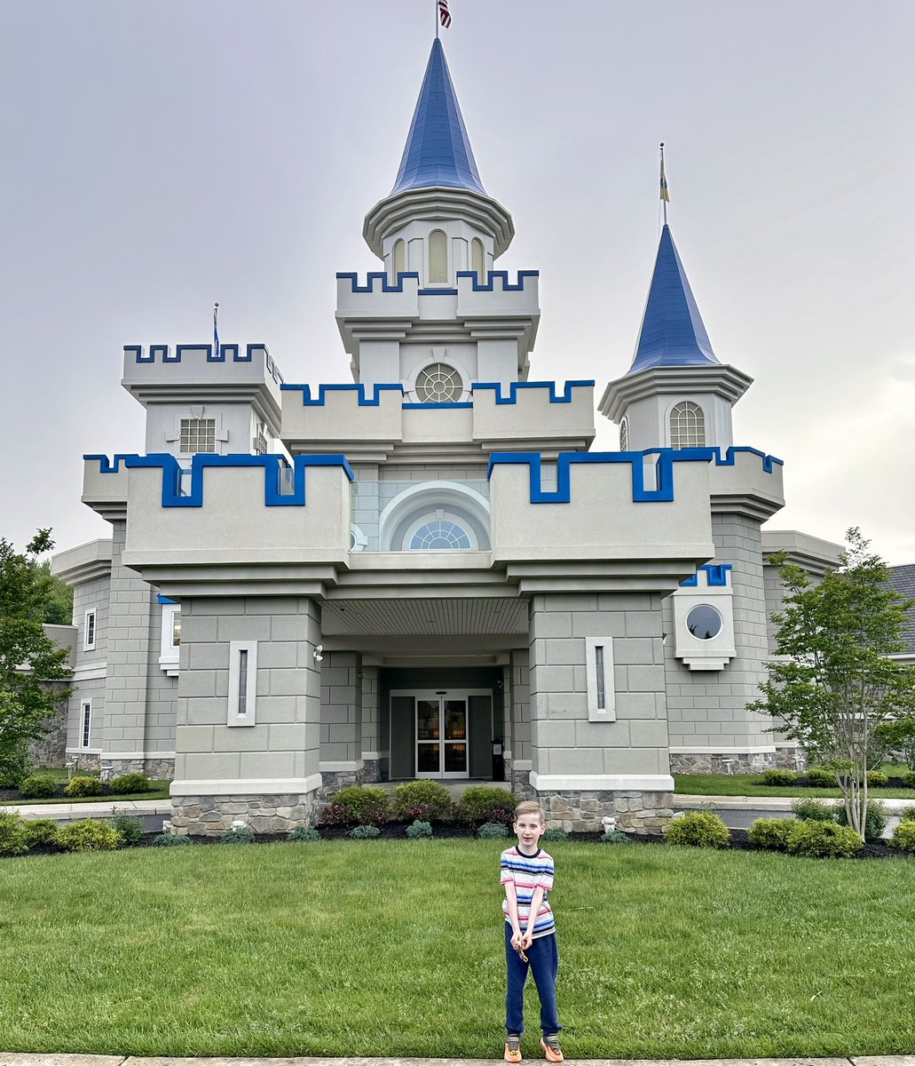 elease_19's tweet photo. Yesterday, Billy visited the Make-A-Wish Foundation’s castle in New Jersey for a special experience—he formally made his wish in their magical Wishing Room!

We’re so grateful to the volunteers who give their time to make every wish kid feel truly special! https://t.co/HM8tnSZPzi