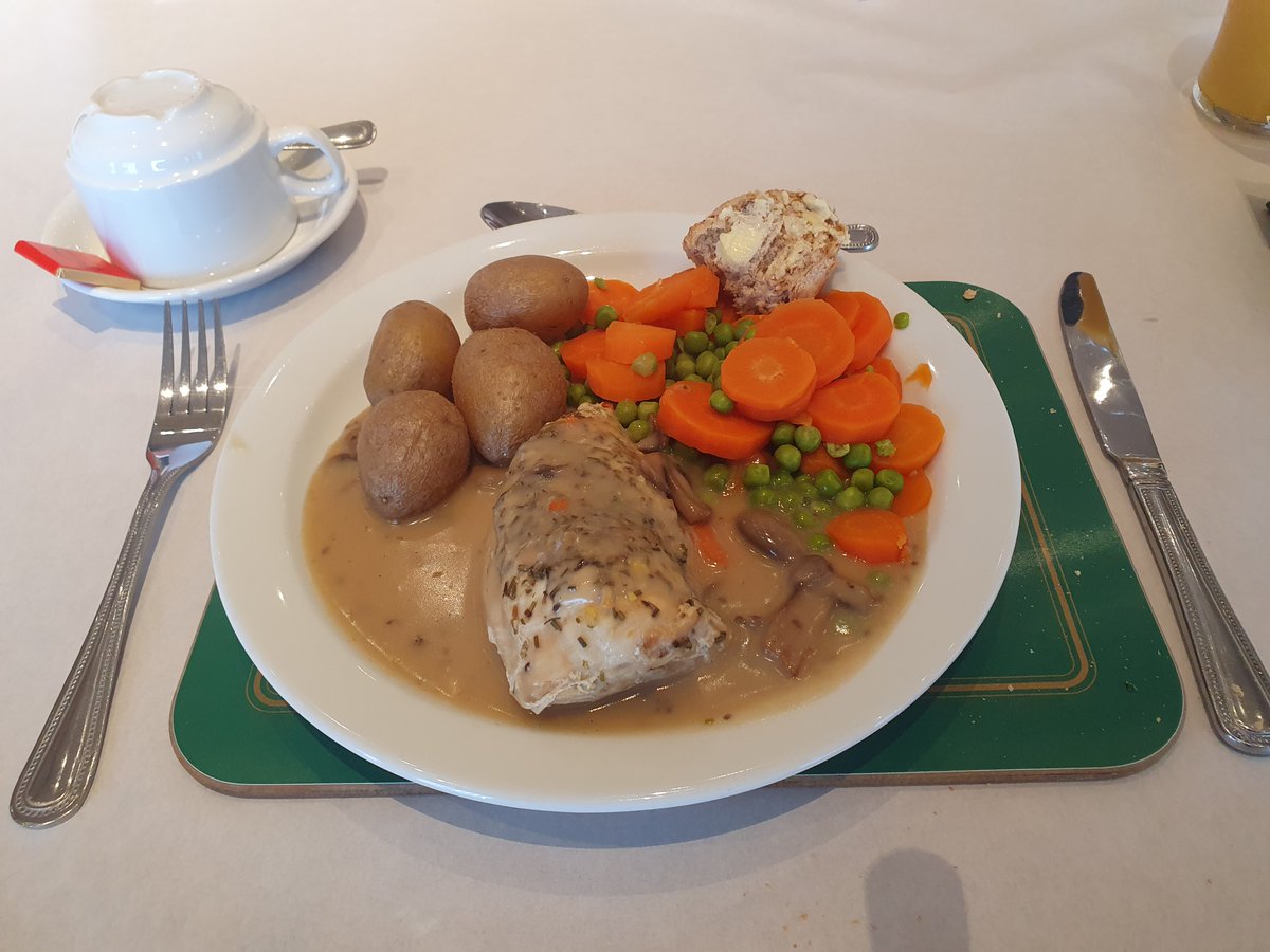 An excellent May meeting of Columbanus Lodge brethren. This month we were visited by 2 very special guests from facebook.com/makeyourmarkch… and
facebook.com/BikeMeetCalne/… who gave talks on the Make your mark mental health charity &amp; the Bike &amp;  Calne bike meet