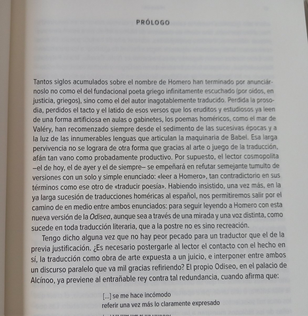 El #helenista y #traductor <a href="/Juanmanuelmaci/">Juan Manuel Macías</a> tuvo la ✨️generosidad✨️ de enviarme un ejemplar de su traducción de #LaOdisea. 💙🇬🇷💙
➡️Su #prólogo es una lección de #TraduccionLiteraria
➡️ Sus #versos son de una sonoridad conmovedora
➡️ La #edición de #LaOficina es bellísima