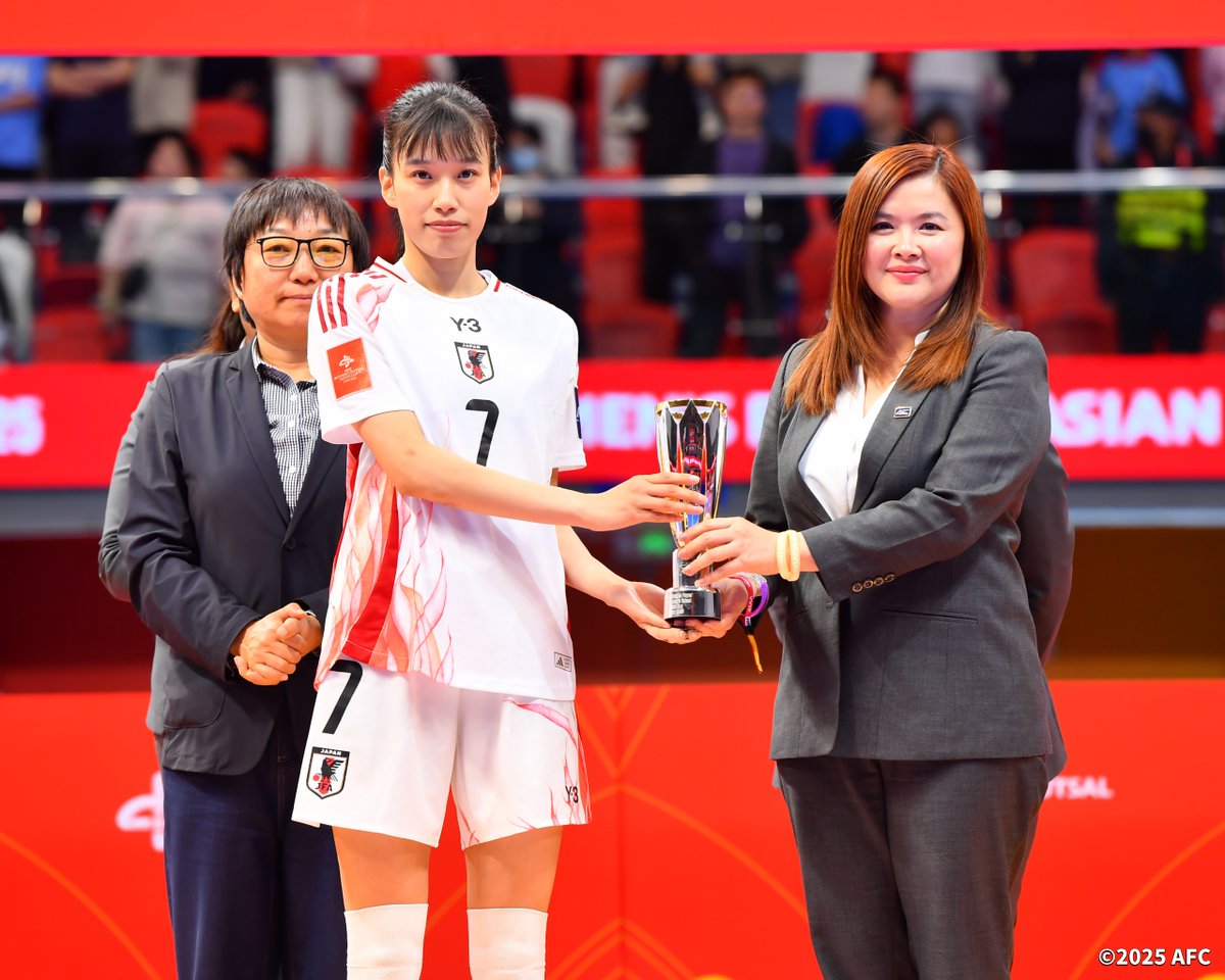 JFAなでしこサッカー (@jfa_nadeshiko) on Twitter photo 🔹フットサル日本女子代表🔹
𝐀𝐅𝐂 𝐖𝐨𝐦𝐞𝐧’𝐬 𝐅𝐮𝐭𝐬𝐚𝐥 𝐀𝐬𝐢𝐚𝐧 𝐂𝐮𝐩 𝐂𝐡𝐢𝐧𝐚 𝟐𝟎𝟐𝟓🏆
⚽大会MVP👏
#追野沙羅
<a href="/TheAWCL/">AFC Women’s Football</a> #WACFutsal2025
#jfa #daihyo #夢への勇気を
#フットサル #フットサル日本女子代表 🔹フットサル日本女子代表🔹
𝐀𝐅𝐂 𝐖𝐨𝐦𝐞𝐧’𝐬 𝐅𝐮𝐭𝐬𝐚𝐥 𝐀𝐬𝐢𝐚𝐧 𝐂𝐮𝐩 𝐂𝐡𝐢𝐧𝐚 𝟐𝟎𝟐𝟓🏆
⚽大会MVP👏
#追野沙羅
<a href="/TheAWCL/">AFC Women’s Football</a> #WACFutsal2025
#jfa #daihyo #夢への勇気を
#フットサル #フットサル日本女子代表