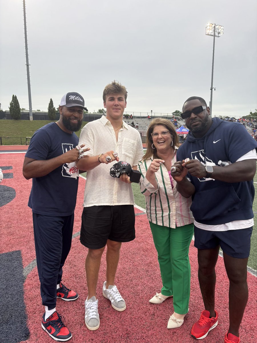 julescafe88's tweet photo. Great Spring game at Milton last night. Loved celebrating last year’s champs with helmets to go with those rings. https://t.co/xHWWTgK9VS