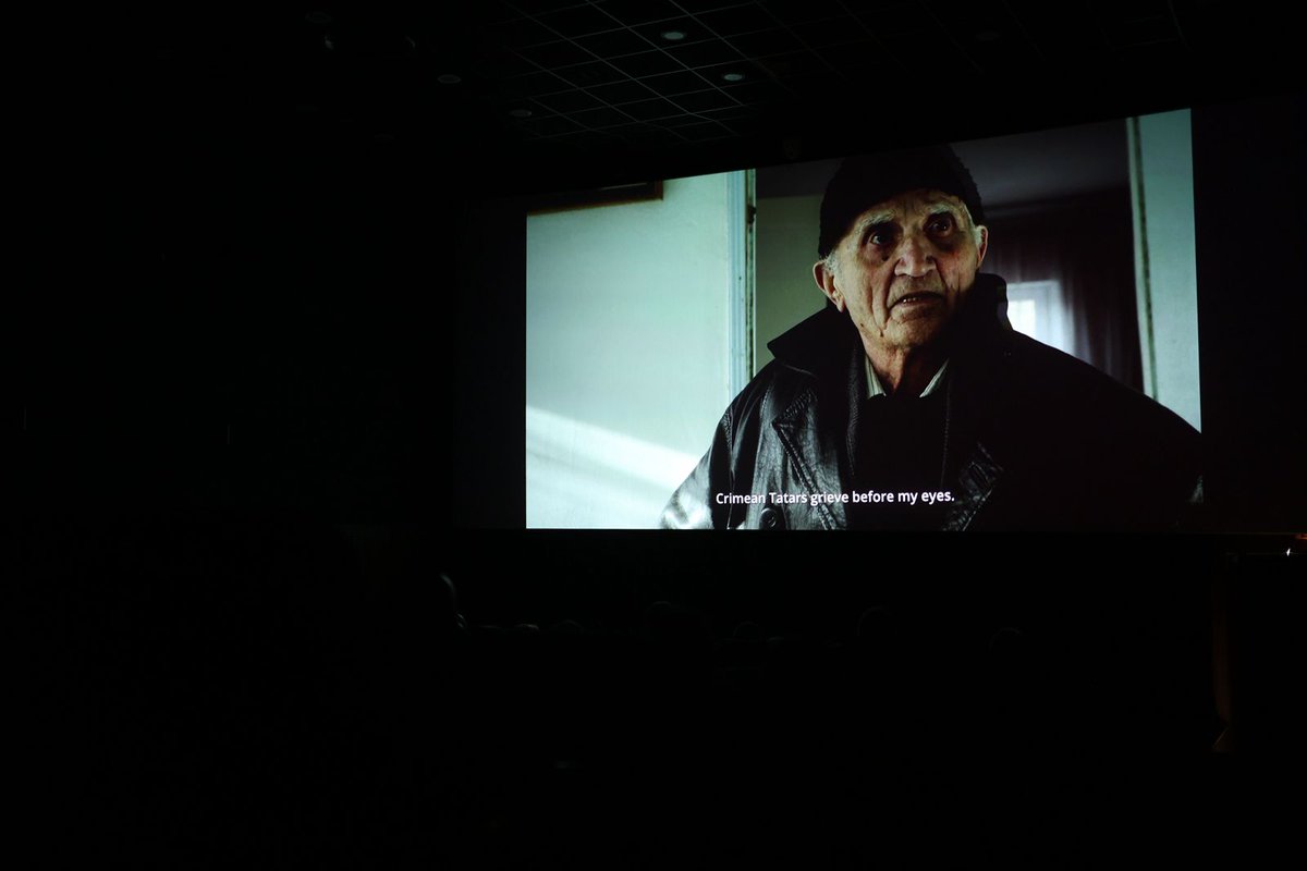crimeaplatform's tweet photo. 📽️ A commemorative event marking the 81st anniversary of the deportation of the Crimean Tatar people was held at the Zhovten cinema, featuring a screening of the film 1944. The event was initiated by the Mejlis of the Crimean Tatar People.

🎙️ Opening remarks were delivered by Crimean Tatar leader Mustafa Dzhemilev, First Deputy Chairman of the Verkhovna Rada of Ukraine Oleksandr Korniienko, Chairman of the Mejlis Refat Chubarov, Head of the Information Department of the Mission Yevhen Bondarenko, and Mavile Khalil, screenwriter of the film and manager at the Crimean Studies Center of NaUKMA. The event was attended by representatives of the diplomatic corps, the Crimean Tatar community, civil society, and military personnel.

🎞️ As part of the event, attendees viewed the documentary film 1944, produced by FRESH Production. The film presents testimonies from those who survived the deportation of the Crimean Tatar people. The witnesses recount how their families were awakened by sudden knocks on the door, how they were loaded into cattle cars and taken from their native Crimea, and how the first years in exile began — years marked by hunger, disease, and mass mortality. These harsh conditions led to the deaths of nearly half of the deported population — 46% of the Crimean Tatar people.

🖼️ The event also featured the information exhibition QIRIM IÇÜN / For Crimea, showcasing works by Ukrainian artist Anton Logov. The exhibition is dedicated to the Day of Remembrance of the Victims of the Genocide of the Crimean Tatar People and aims to foster reflection on Crimea’s historical connection to Ukraine — from the era of the Crimean Khanate, which established a tradition of statehood, to the tragedies and resistance of the 20th and 21st centuries. Special attention was given to illustrating the continuity of Russia’s repressive policies: from the first annexation of the peninsula in 1783, to the 1944 genocide, and the ongoing occupation that began in 2014.

📌 The event was organized by the Mejlis of the Crimean Tatar People, the @QTMMinfo, the state enterprise Crimean House, and the Crimean Studies Center at NaUKMA. Partners of the event included the Crimean Tatar cuisine restaurant Musafir, the united initiative Crimean Front, and the Zhovten cinema.