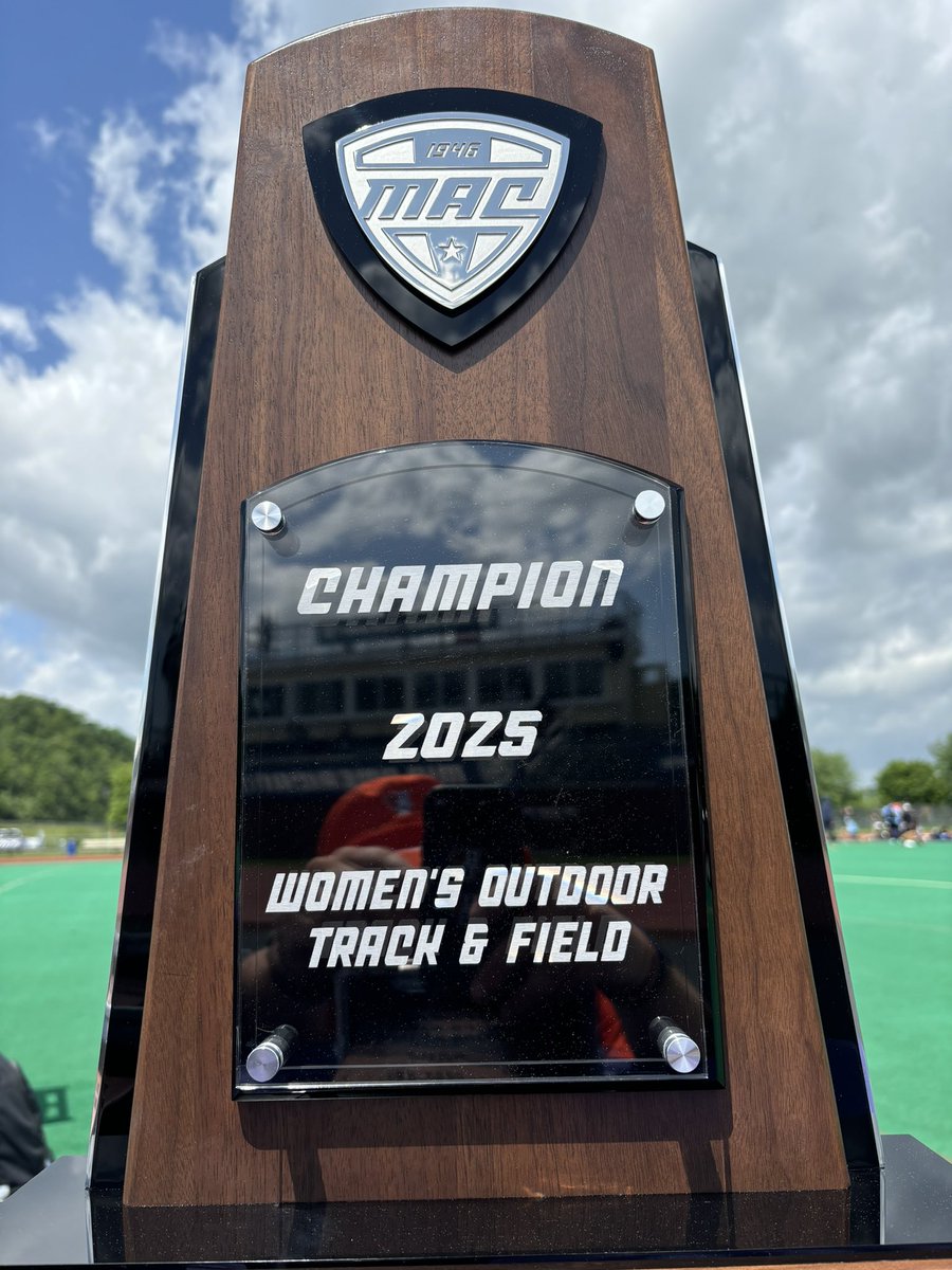 BGSUXCTF's tweet photo. The final day of the MAC Championships is here‼️🔥🦅

MAC Championships
📍 Athens, OH
⏱️ 12:30pm Field Events
⏱️ 1:10pm Running Events
📊 Live Results Link in Bio
🎟️ Tickets Link in Bio https://t.co/ABzEG6BIjQ