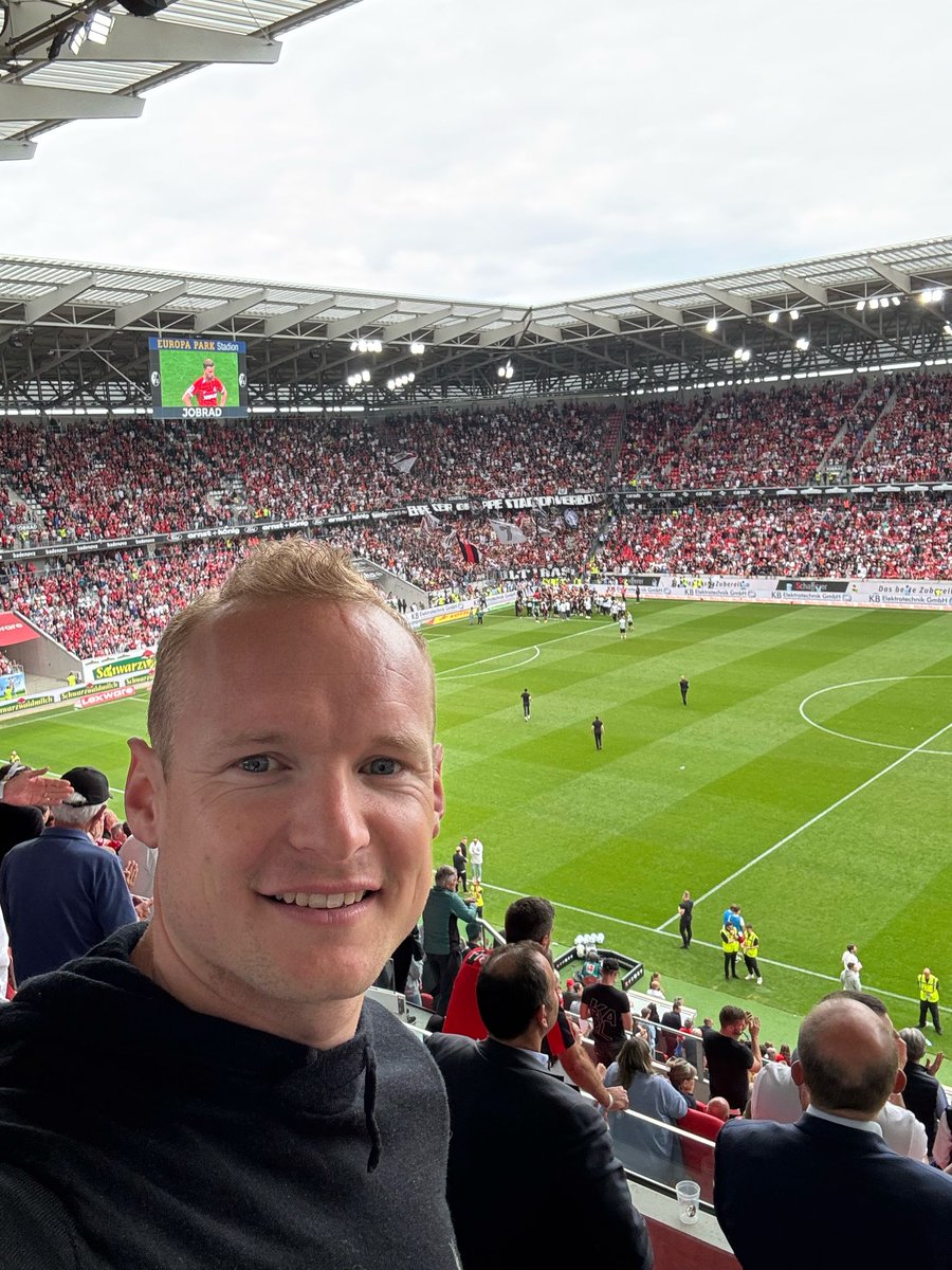 Sebastian Rode (@sebastianrode20) on Twitter photo Herzlichen Glückwunsch an meine <a href="/Eintracht/">Eintracht Frankfurt</a> zur Qualifikation für die Champions League!💪 Ich freue mich riesig für die Jungs – was für ein starkes Finish zum Saisonende!
Respekt an das ganze Team. Ihr habt euch die Königsklasse verdient. #SGE Herzlichen Glückwunsch an meine <a href="/Eintracht/">Eintracht Frankfurt</a> zur Qualifikation für die Champions League!💪 Ich freue mich riesig für die Jungs – was für ein starkes Finish zum Saisonende!
Respekt an das ganze Team. Ihr habt euch die Königsklasse verdient. #SGE