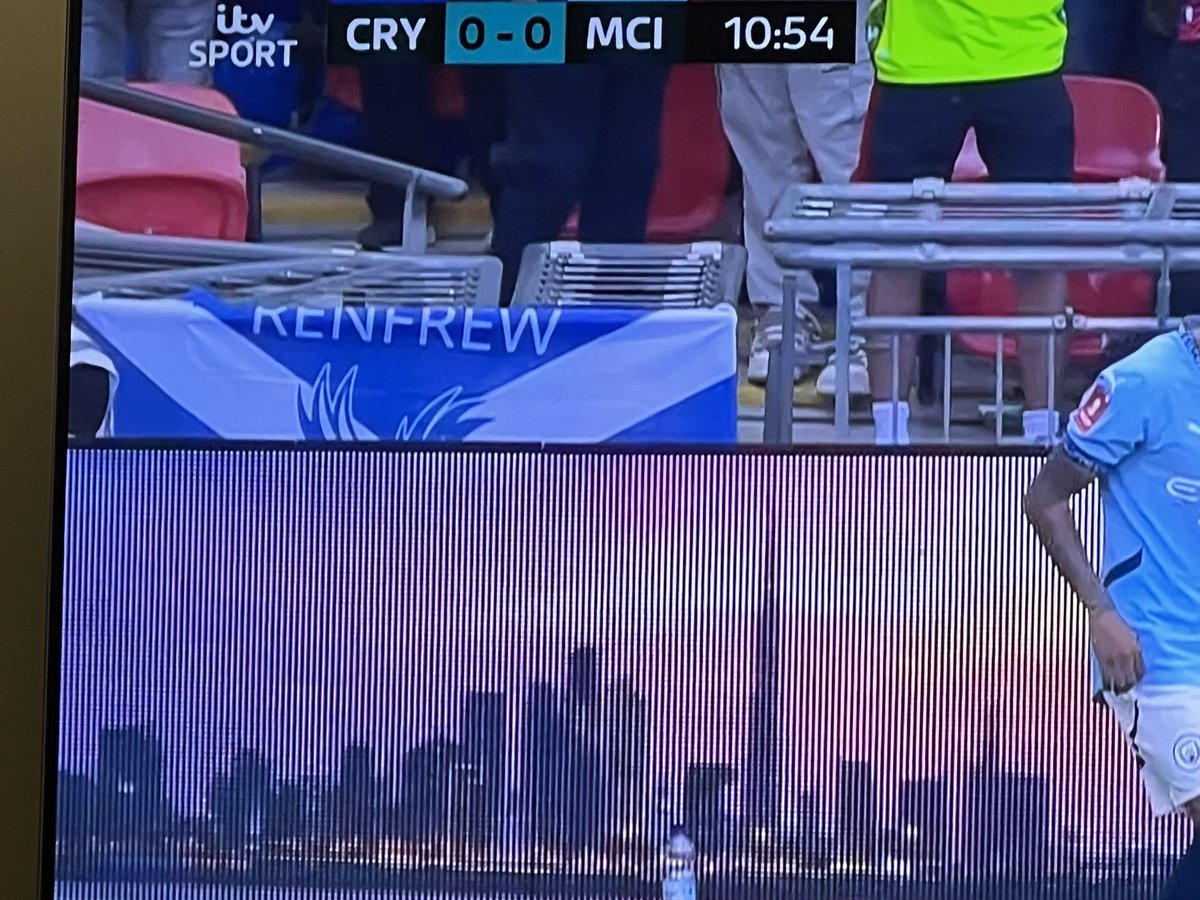 aam41234's tweet photo. Who would have thought ! #FACUP https://t.co/cy3S4tUsos