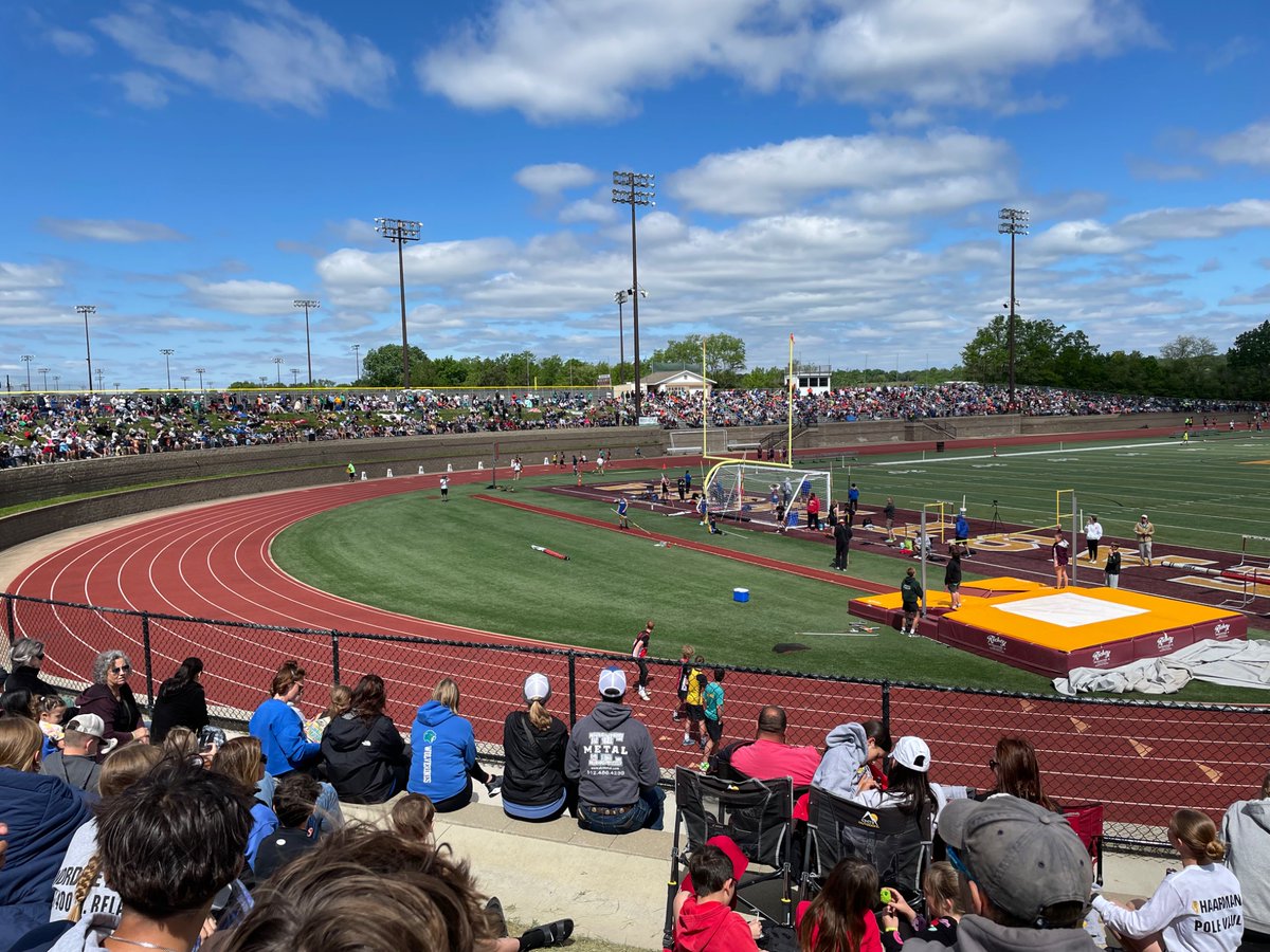 Coach Crowe (@pshscougarsxctf) on Twitter photo What an event!! The IESA Middle School State Track and Field Championships!!
It would be great for our Plainfield Middle Schools to be a part of this wonderful experience! <a href="/d202schools/">Plainfield Community Consolidated SD 202</a> <a href="/IllinoisRunNews/">Illinois Running News</a> What an event!! The IESA Middle School State Track and Field Championships!!
It would be great for our Plainfield Middle Schools to be a part of this wonderful experience! <a href="/d202schools/">Plainfield Community Consolidated SD 202</a> <a href="/IllinoisRunNews/">Illinois Running News</a>