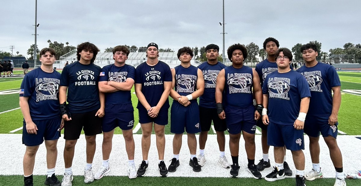 CoachRuiz75's tweet photo. #BlackhawkFootball putting in work at the JW North Lineman Competition #GoBlackhawks #LQPride @LaQuintaFB https://t.co/cUapXyPU41