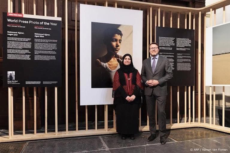 samarabuelouf's tweet photo. Proud to have received the 2025 World Press Photo of the Year for my photo of “Mahmoud Ajjour, aged nine,”after an Israeli attack on Gaza, taken for The New York Times. The award was handed to me by Prince Constantijn in Amsterdam. The exhibition will tour 60+ cities worldwide. https://t.co/lTOurzDxNn