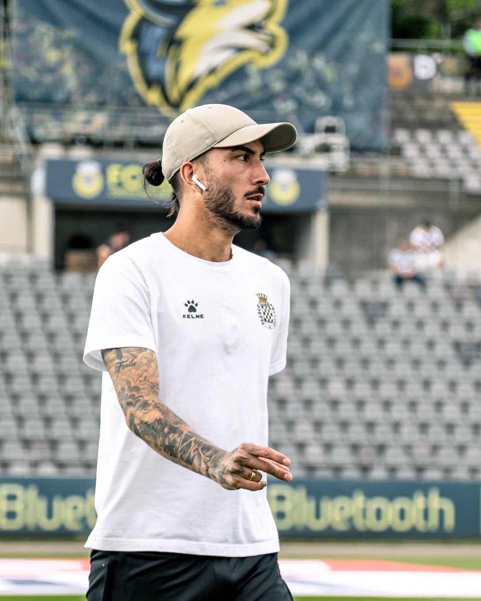 boavistaoficial's tweet photo. 🚍 Arriving for duty!
#FeitosDeXadrez #FCABFC https://t.co/0cIvJEk6fV