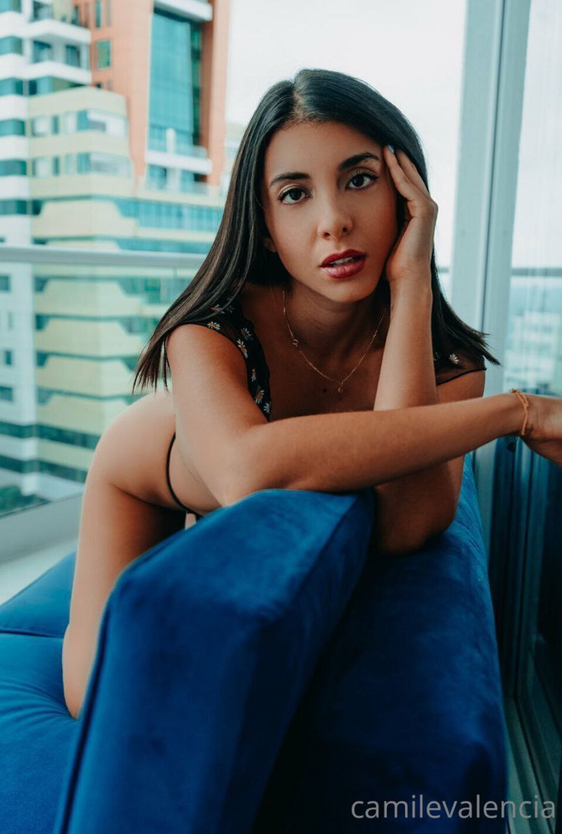 La mansión azul del OF 💙 tweet media