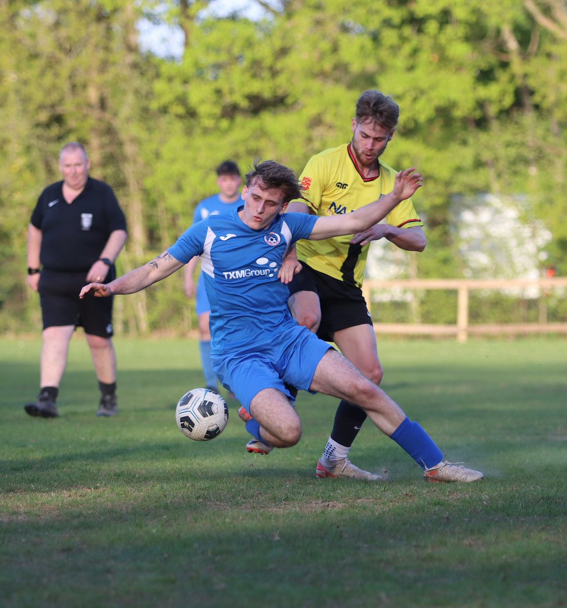 nutmegimages174's tweet image. Leafield Athletic Sundays vs Knowle Sunday (29/4/25)
Oakbourne & Coronation League; Division 4