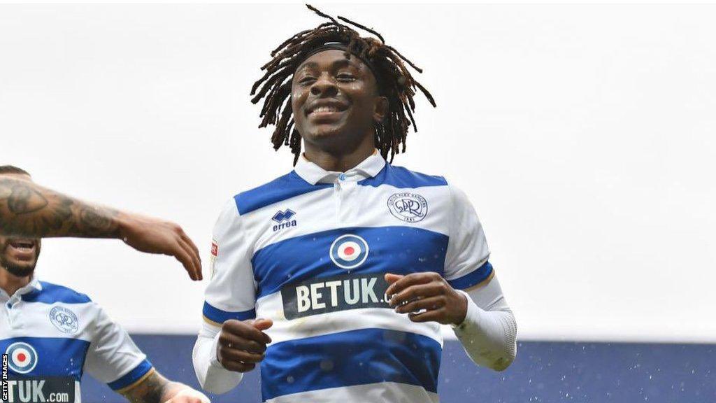 UpTheRs's tweet photo. Just wanted to say hello to the Reading fans who said Ejaria was better and the Chelsea fans who said Mount was better x https://t.co/RsnsfVT9xB