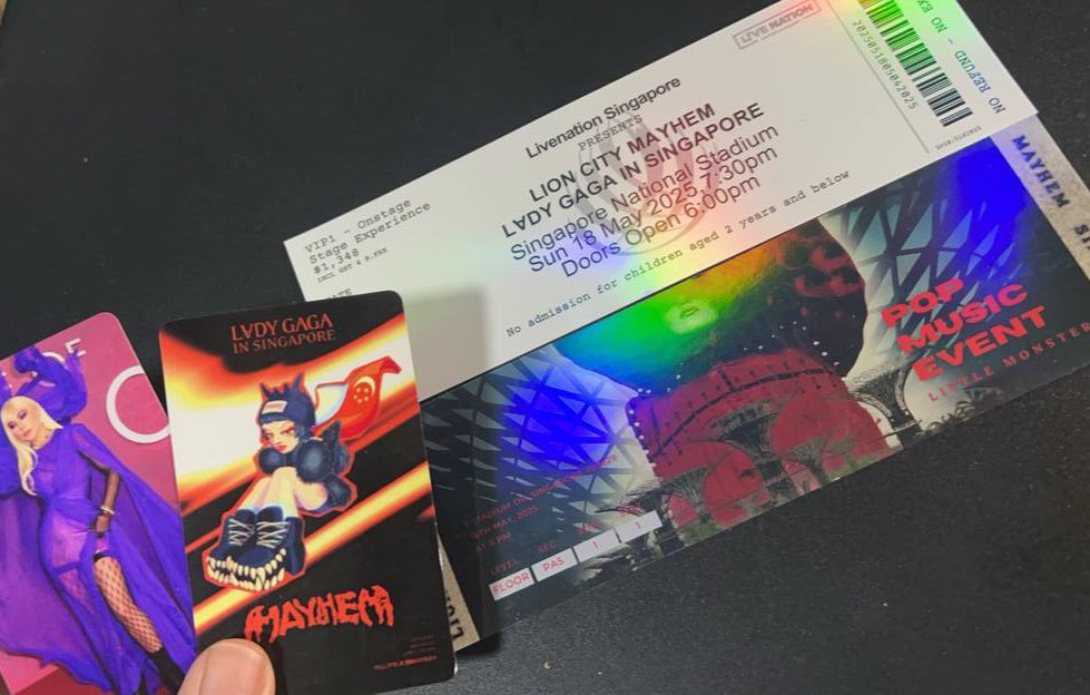 DaxJuju's tweet photo. If you are going tmr, come and find me and the rest of the sg little monsters! We are giving out some Gaga related items (Gaga photo cards/fan made tickets/Gaga stickers)!

Cant wait to see all of you tomorrow! :) https://t.co/Swp07umD8S