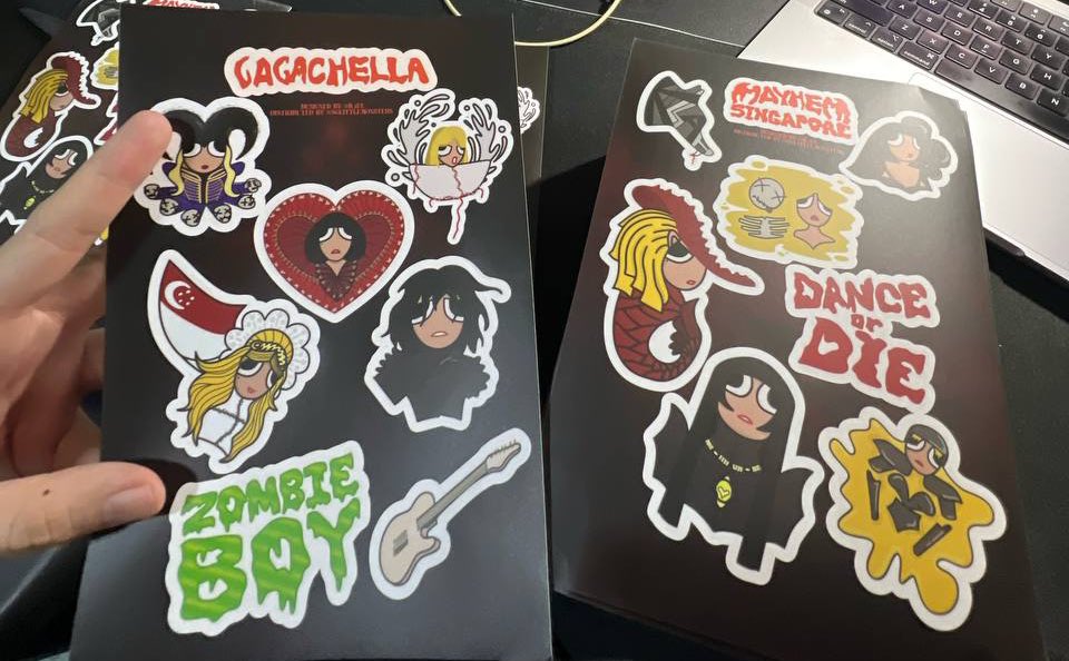 DaxJuju's tweet photo. If you are going tmr, come and find me and the rest of the sg little monsters! We are giving out some Gaga related items (Gaga photo cards/fan made tickets/Gaga stickers)!

Cant wait to see all of you tomorrow! :) https://t.co/Swp07umD8S