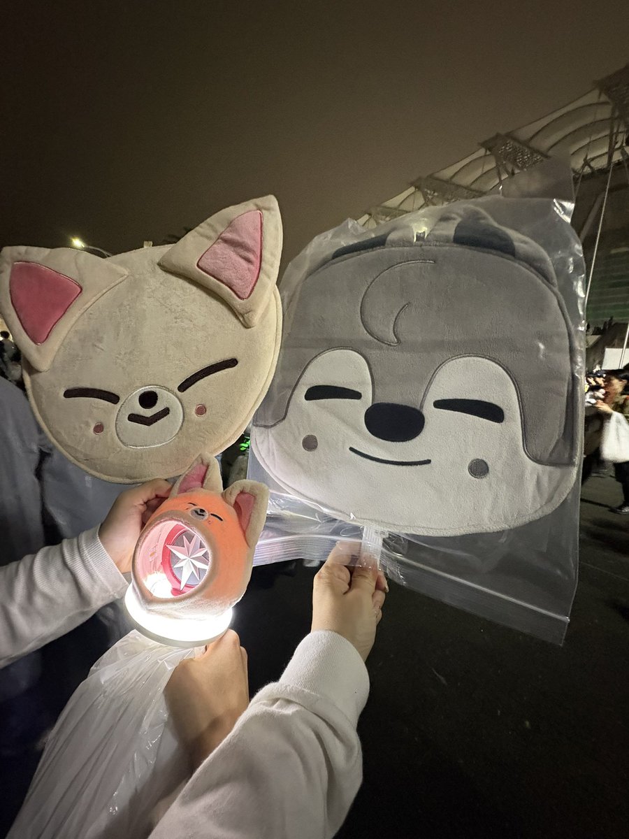 y100316's tweet photo. エコパ３日目ありがとう😭♡😭
チャニのHall of Fame を間近で見れて
大感激です🥹 https://t.co/Opg7W7RSfS