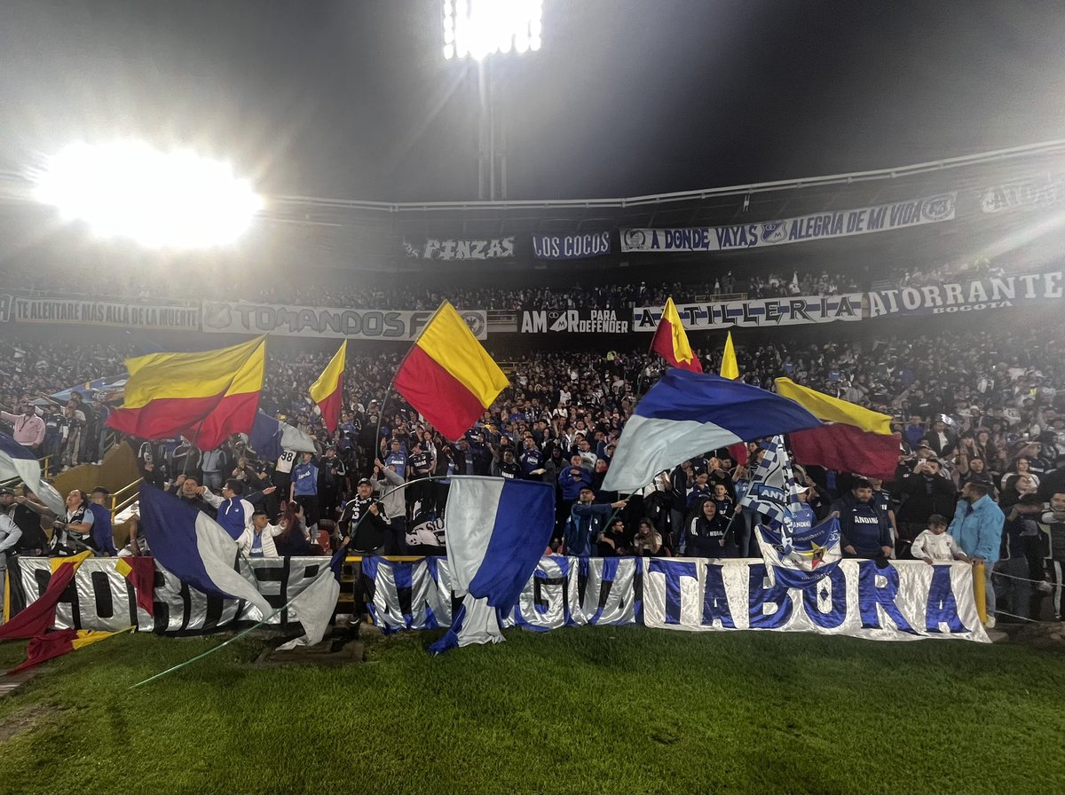 Antigua13_1992's tweet photo. Vamos @MillosFCoficial #juntosalapar #33años https://t.co/bqfWNKRNhT