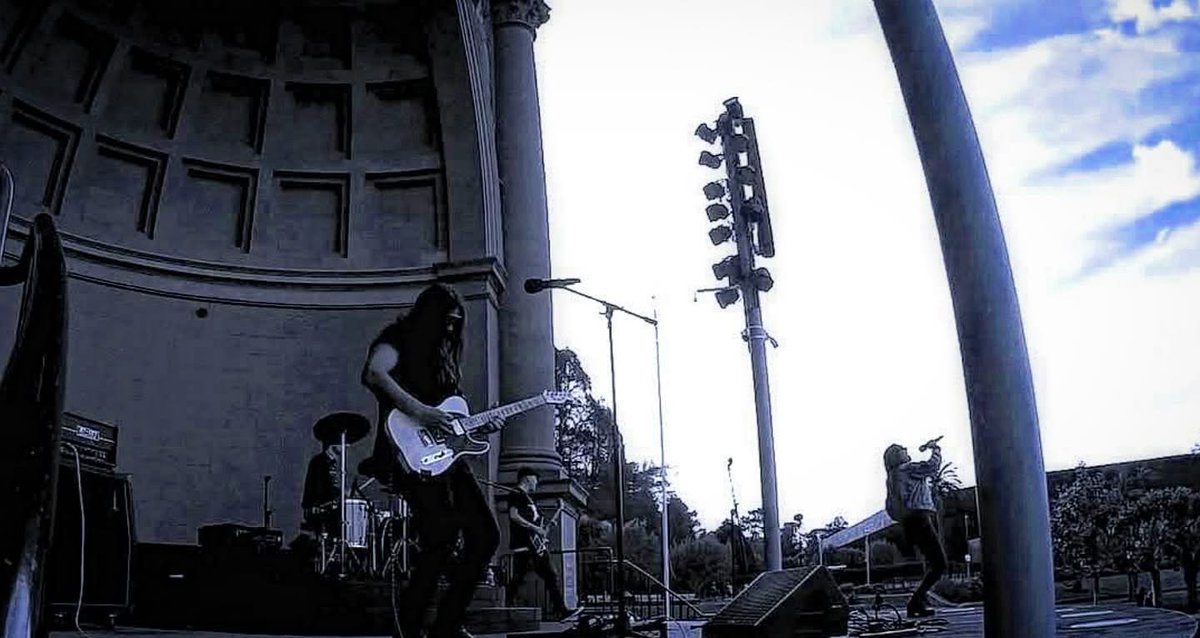 RafaelCorral13's tweet image. From this past week’s @illumin8live show at the #Bandshell at #GoldenGatePark 

@SourFlower_band