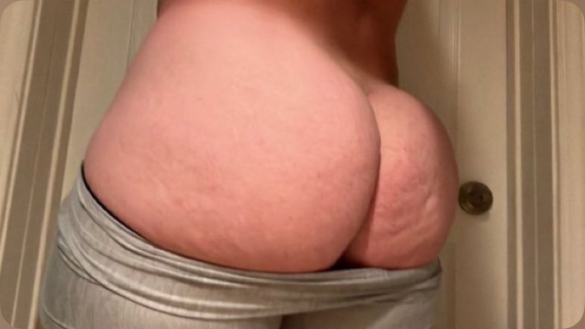 jockwoof's tweet photo. My buddy’s ass 😈 https://t.co/wbY4QCZazA