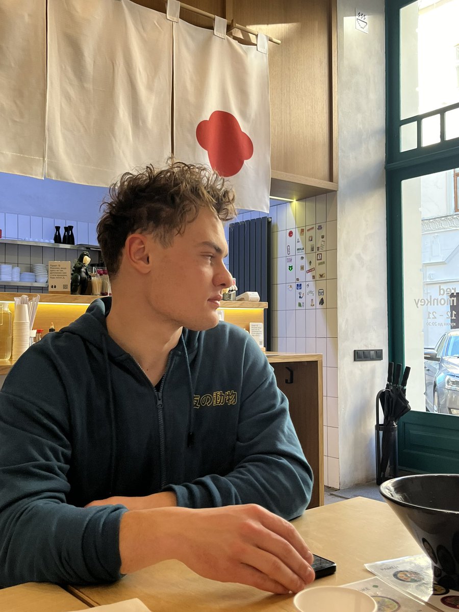 Michael72617511's tweet photo. ramen vibes 🍜 @DmytroNevinskyi #ramen #redmonkey #asian #food https://t.co/R269iKT5Y5