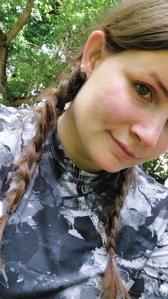 Just me💚
Sending #goodvibes to you 🥰💕

#tijay #selfie #picoftheday #photography #nomakeup #nofilter