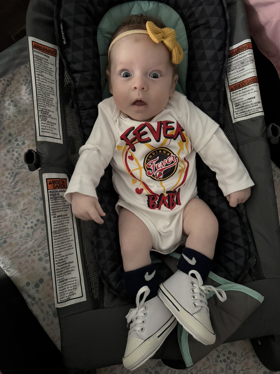 KaylaKoppTVMS's tweet photo. Excited to watch @CaitlinClark22 and @lexiehulll today! @IndianaFever https://t.co/fmjGs7Yrtj