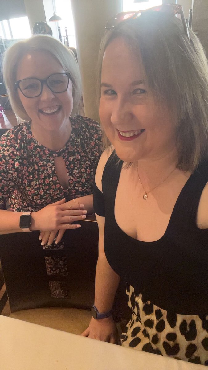 clairemel_81's tweet photo. @GGHarriers Ladies Day out today ๐ฅฐ @_Emma_S_87 #goodcatchup https://t.co/VGQ97hZuJ8