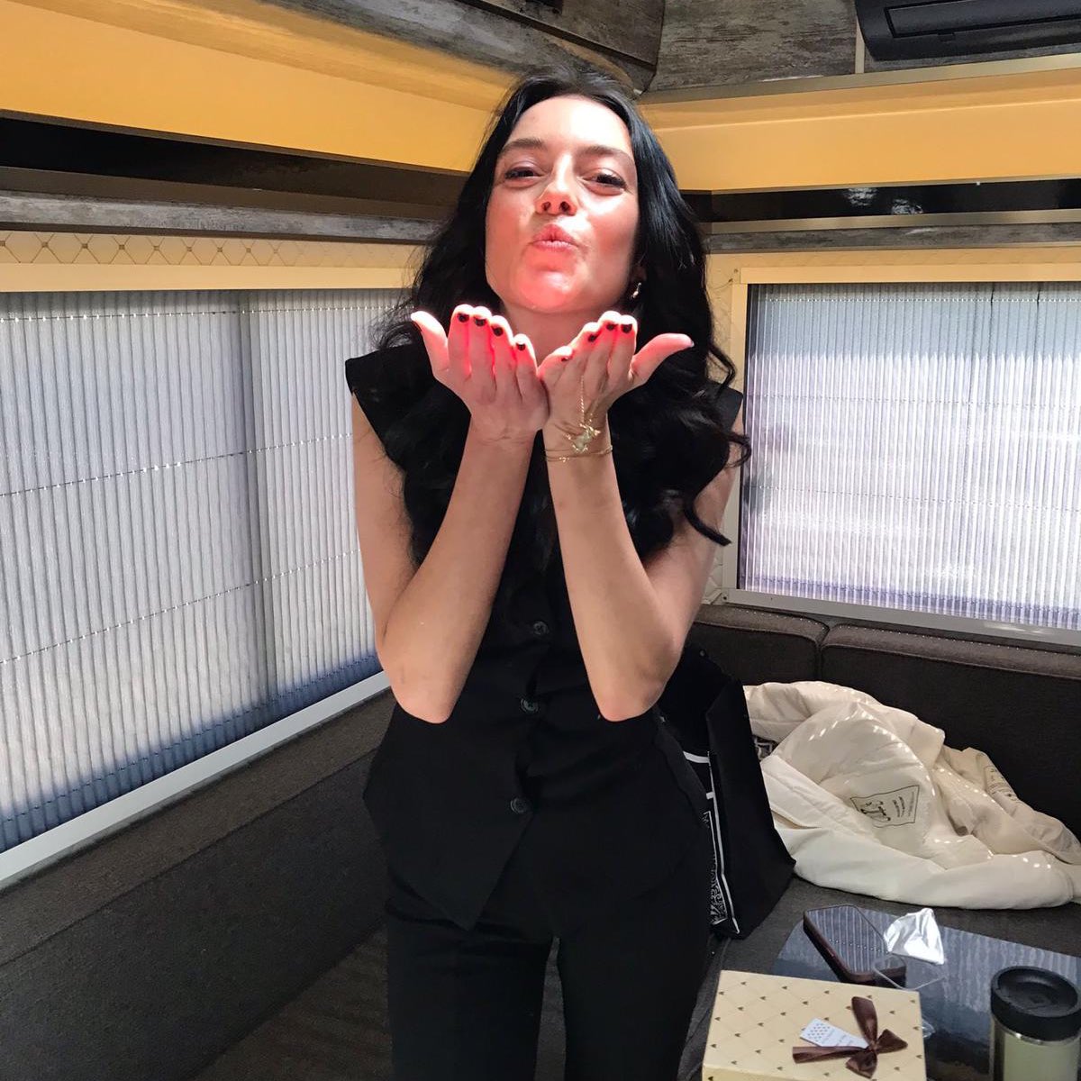 Fadouch_imdev18's tweet image. بنهاية العبقري... 
حابة أشكر الفانز اللي دافع عن ميليس واللي ظل لٱخر لحظة في ظهرها رغم كل الحرب اللي اقاموها فانز الأطفال عليها  🥹 + شكرا للي فكر يخلي ميليس واراس مع بعض وطلعلنا ثنائي للتاريخ 
شكرا لأراس على كل المجهود اللي عملو 
شكرا لمتابعيني بمختلف حساباتي بحبك #melissezen