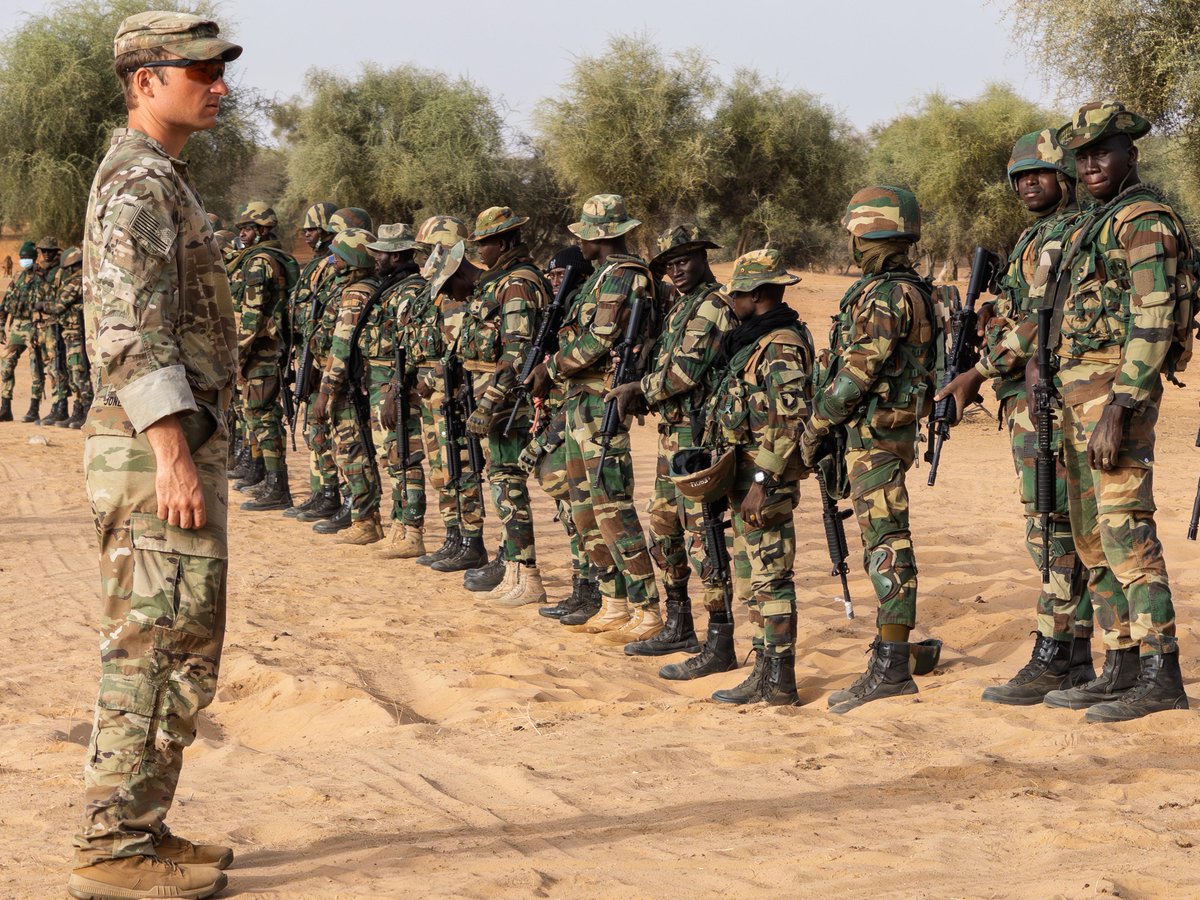 U.S. Army Southern European Task Force, Africa (@setaf_africa) on Twitter photo #SFABSaturday | "We may be a small team, but the impact we make ripples outward," said <a href="/USArmy/">U.S. Army</a> MSG Kevin Dellinger, the <a href="/2SFAB/">2 SFAB — 2nd Security Force Assistance Brigade</a> team's senior enlisted advisor.
The #2SFAB team embedded with the Senegalese Army’s 32nd Battalion to enhance tactical effectiveness during #AL25 🇸🇳 🇺🇸 #SFABSaturday | "We may be a small team, but the impact we make ripples outward," said <a href="/USArmy/">U.S. Army</a> MSG Kevin Dellinger, the <a href="/2SFAB/">2 SFAB — 2nd Security Force Assistance Brigade</a> team's senior enlisted advisor.
The #2SFAB team embedded with the Senegalese Army’s 32nd Battalion to enhance tactical effectiveness during #AL25 🇸🇳 🇺🇸