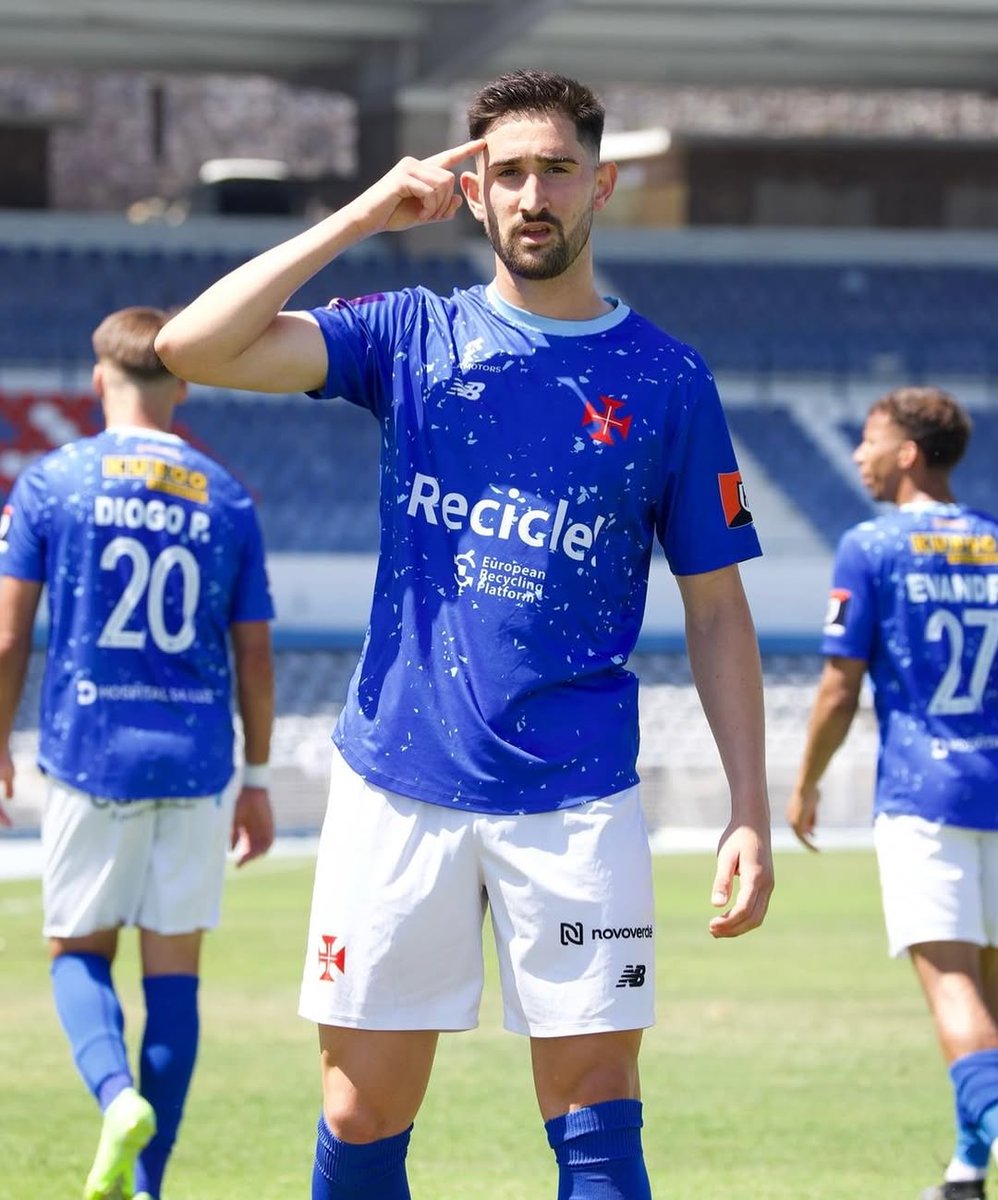 Belenenses ficou em terceiro na Liga 3 e vai jogar o playoff de acesso à Segunda Liga contra o Paços de Ferreira.
