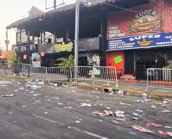 ElSoldeGuerrero's tweet photo. Así amaneció nuestro #Acapulco ☹️ gracias Aca-Motos. #Guerrero #México https://t.co/zdvQgslJ6j