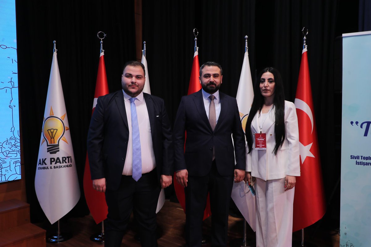 📍AK Parti Genel Merkezimiz tarafından“Bir Sofrada Teşkilat”temasıyla düzenlenen 81 ilin 3 kademe STK ve Halkla İlişkiler Başkanları Toplantısı İstanbul’da yapıldı.

Birlikte düşündük,birlikte ürettik

Toplantıya
Sn.Yılmaz Başboğa
Sn.Fatma Kaya
Sn.İbrahim Halil Dündar katıldılar