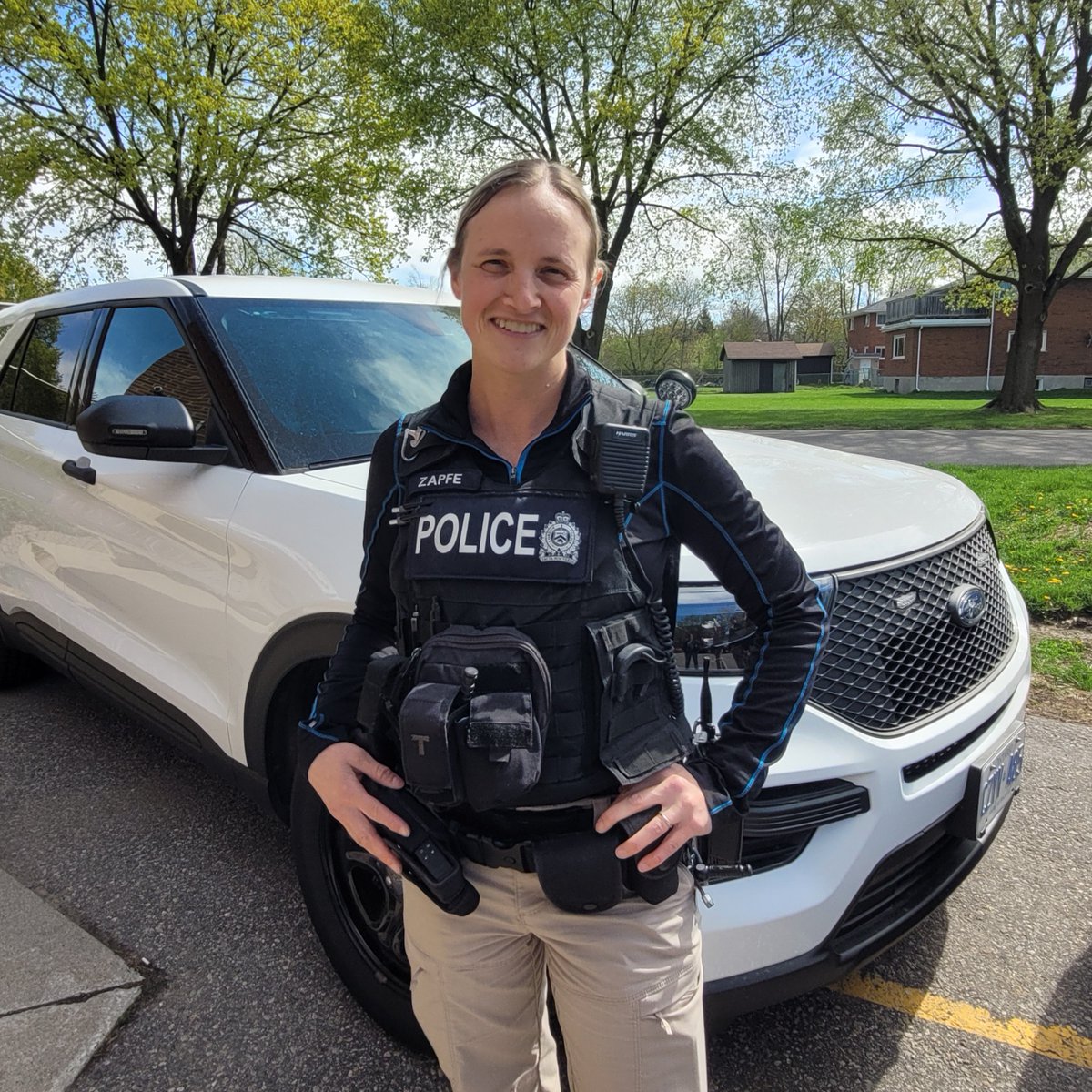 lpsmediaoffice's tweet photo. “Hi I am Danielle, an 8-year veteran of the London Police Service and currently assigned to the Community Outreach and Support Team (COAST). As a full time COAST member, I am paired with a Crisis Worker from CMHA and support individuals within the City of London struggling with mental health or addictions. 

Prior to policing, I worked in Social Services with individuals impacted by trauma, violence, addictions and mental health for 10 years. 

Policing has allowed me to serve my community in more of a frontline capacity. I have really enjoyed the opportunity to make a difference within the community in such a fulfilling and diverse career.”

Learn more about the 30x30 Pledge: https://t.co/KRJem8cr6q
#LifetimeOfOpportunities #LdnOnt #30x30Pledge