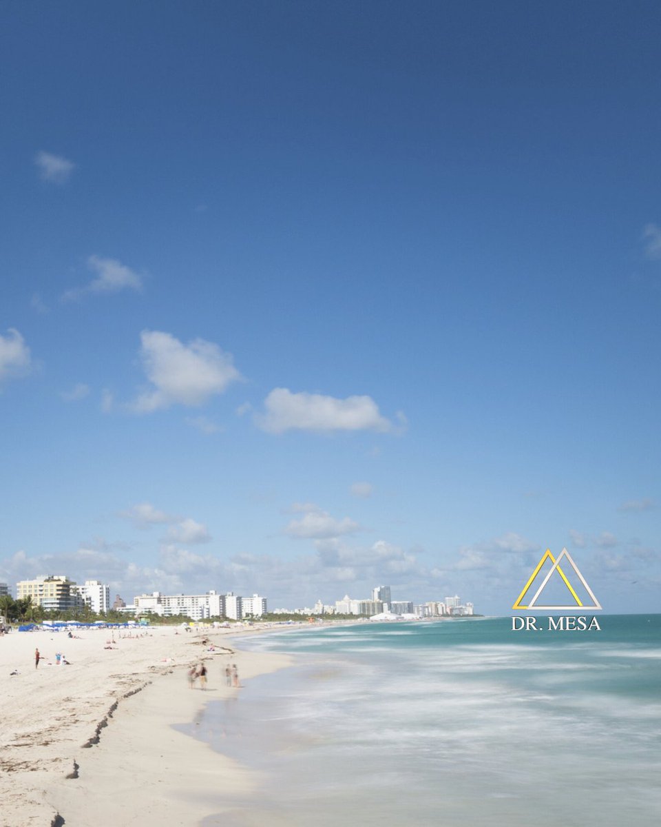 🇺🇸 My kind of Self-Care Saturday: a beach jog, sunshine, and a little movement to start the day right. Taking care of myself helps me take even better care of my patients. ☀️🏃‍♂️ #SelfCareSaturday