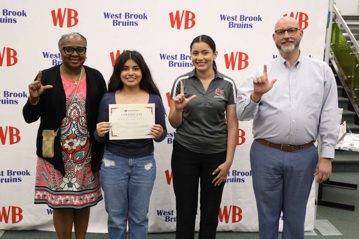 Click the link below to find out which 11th-grade bruins scored  $916,000 in scholarships before even applying to Lamar University! 🔗: Read More: ow.ly/5EgT50VU1f3