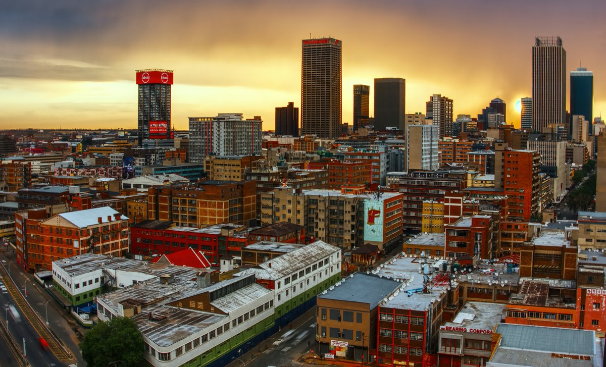 LSE Alumni (@lsealumni) on Twitter photo "Staff rooms are typically around 10m² with high, prison-like windows that prevent residents from seeing outside."
<a href="/LSEInequalities/">LSE Inequalities</a> looks at conditions for domestic workers in #SouthAfrica.
➡️ ow.ly/sSn850VTSY4 "Staff rooms are typically around 10m² with high, prison-like windows that prevent residents from seeing outside."
<a href="/LSEInequalities/">LSE Inequalities</a> looks at conditions for domestic workers in #SouthAfrica.
➡️ ow.ly/sSn850VTSY4