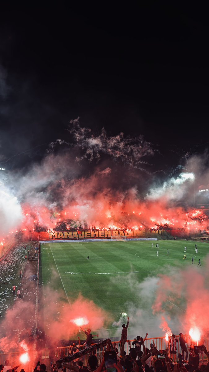 Podcast Tackling (@tackling76) on Twitter photo Benteng kokoh itu bernama Betinho. Tanpa Vico, murni semua serangan lewat Riko. Piye lur menurutmu? #PSSday
๐ท<a href="/mhmadarief/">Muhamad Arief</a> Benteng kokoh itu bernama Betinho. Tanpa Vico, murni semua serangan lewat Riko. Piye lur menurutmu? #PSSday
๐ท<a href="/mhmadarief/">Muhamad Arief</a>