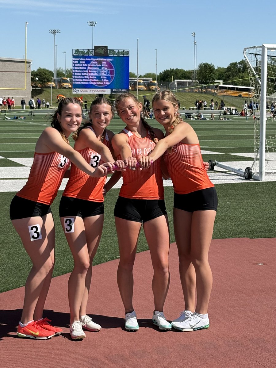 The girls 4x800m relay team of Madelynn Nichols, Addison Ayers, Emily Huehl, &amp; Alexia Myer placed 2nd and will advance to the sectional meet. Congrats girls!