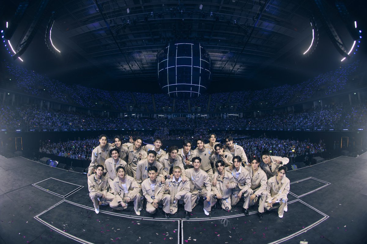 GMMTV's tweet photo. ขอบคุณทุกคนที่มาร่วมเดินทางสู่ชั้นบรรยากาศแห่งรักใน LOVE OUT LOUD FAN FEST 2025 : LOVEMOSPHERE กับพวกเราทั้ง 22 คนในวันแรก! พรุ่งนี้ยังมีความสนุกรอเราอยู่ เก็บแรงเก็บ Energy แล้วมาสนุกไปด้วยกัน! เจอกันครับ! ☁️✨

#LOLFanFest2025D1

Biggest thanks to everyone who joined the 22 of us on our journey to the atmosphere of love at LOVE OUT LOUD FAN FEST 2025: LOVEMOSPHERE on day one! And guess what? The ride’s not over yet! One more fun-filled show awaits tomorrow. So rest up, recharge, and get ready to experience the magic all over again. See you there! ☁️✨ 

📌 Buy Live Streaming Tickets 👉 https://t.co/SKwgesLbJx 

SEE YOU TOMORROW AT IMPACT ARENA, MUANG THONG THANI

#LOLFanFest2025
#GMMTV