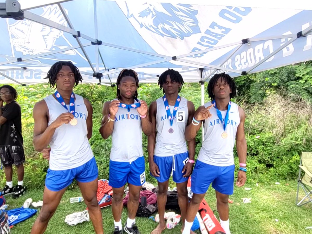 Airport High School Track & Field (@airporthightra1) on Twitter photo Congratulations to our boys 4x100. <a href="/AmariLewis101/">Amari Lewis</a> <a href="/Kendrick_P_14/">Kendrick Pearson</a> <a href="/KyreeMontg75051/">Kyree montgomery</a> Terrence Bolden won the bronze and set a new school record at the 4A state championship. Proud of you all! ๐ฉ๐ฆ
๐โโ๏ธ๐จ๐ Congratulations to our boys 4x100. <a href="/AmariLewis101/">Amari Lewis</a> <a href="/Kendrick_P_14/">Kendrick Pearson</a> <a href="/KyreeMontg75051/">Kyree montgomery</a> Terrence Bolden won the bronze and set a new school record at the 4A state championship. Proud of you all! ๐ฉ๐ฆ
๐โโ๏ธ๐จ๐